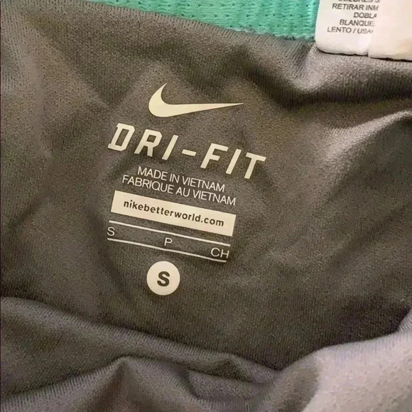 Nike shorts - Picture 3 of 3